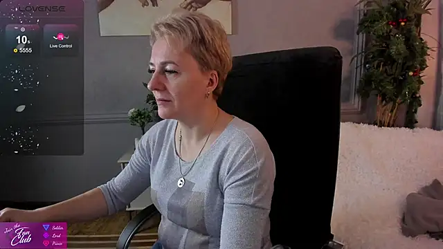 Nika Smit online show from 15, 12, 2024