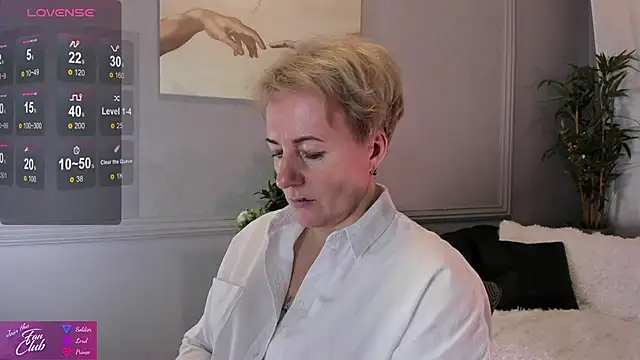 Nika Smit online show from 18, 1, 2025