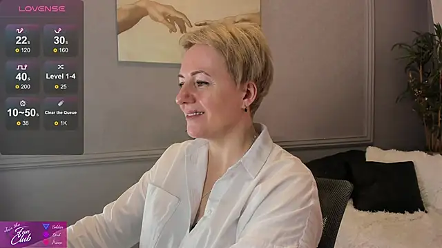 Nika Smit online show from 19, 1, 2025