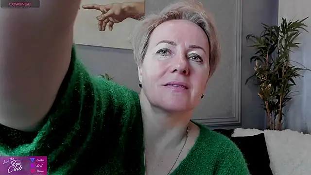 Nika Smit online show from 7, 2, 2025