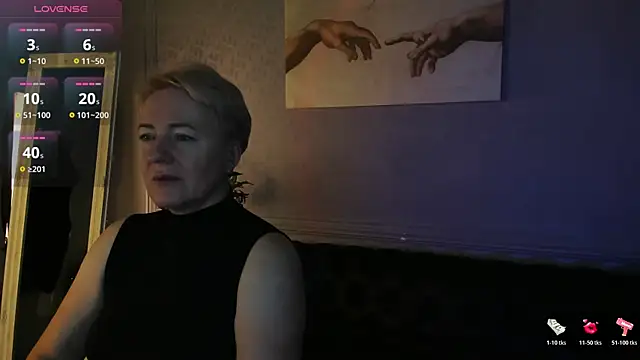 Nika Smit online show from 22, 11, 2025