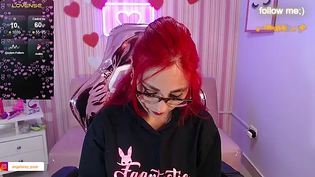 abril ch  online show from 3, 3, 2025