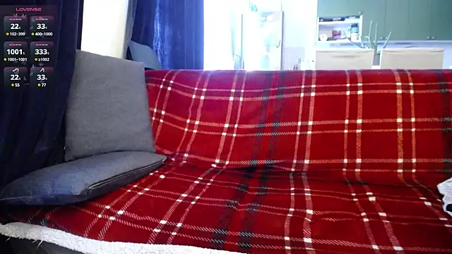 Blond Woman online show from 21, 3, 2025