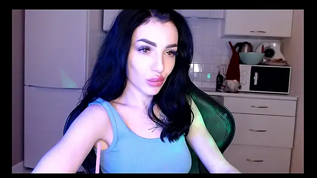 NancyLovee  online show from 7, 12, 2024