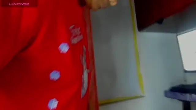 Nenita Hot  online show from 19, 12, 2025