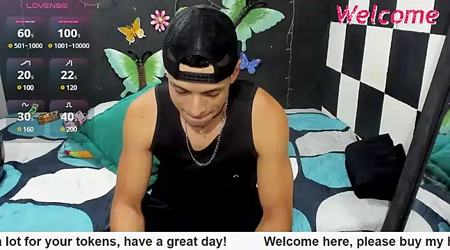 Snapshot of MikeRose94 chatting on 14, 3, 2025 MikeRose94 online show from 14, 3, 2025