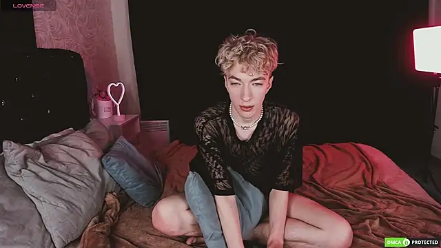 Snapshot of TrevorBenson chatting on 12, 11, 2025 TrevorBenson online show from 12, 11, 2025