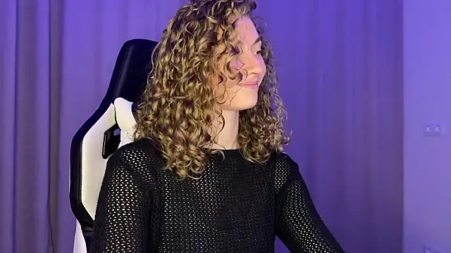 lady curls online show from 3, 12, 2024