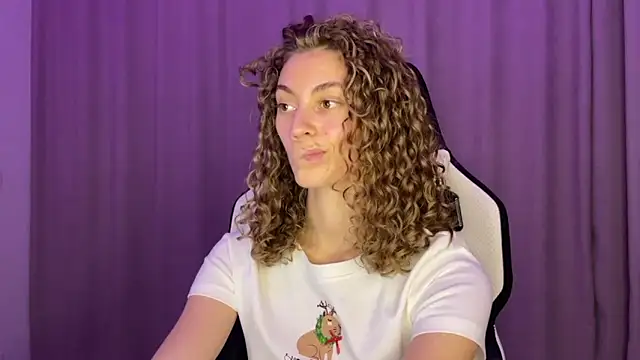 lady curls online show from 6, 12, 2024