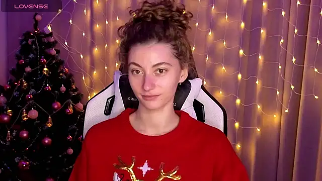 lady curls online show from 1, 1, 2025