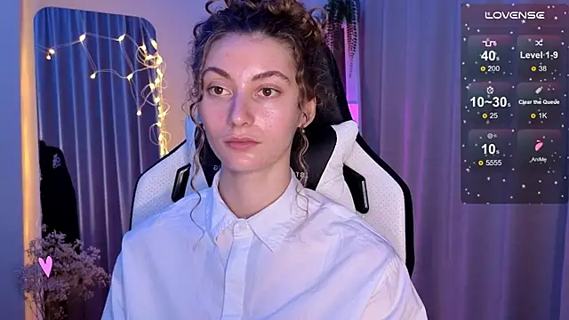 lady curls online show from 7, 3, 2025