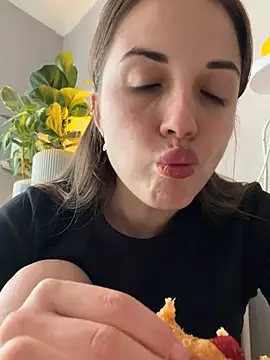 AmiLavs online show from 20, 3, 2026