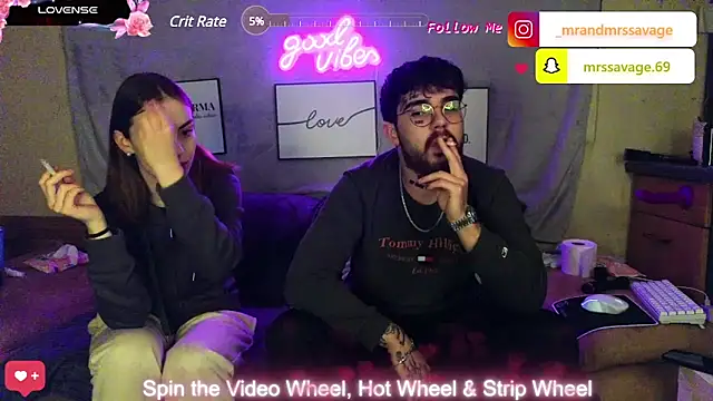 MrAndMrsSavage online show from 19, 1, 2025