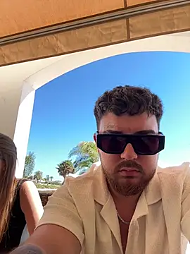 MrAndMrsSavage online show from 12, 4, 2026