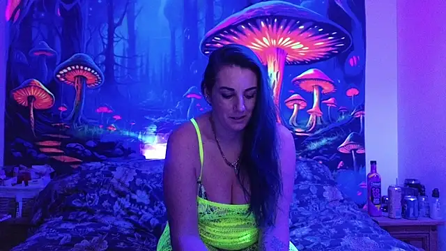 tattoomilf86 online show from 15, 2, 2025