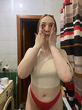 Emily the temptress  online show from 21, 12, 2024