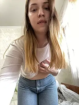 Emily the temptress  online show from 15, 3, 2025