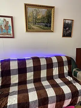 Emily the temptress  online show from 20, 3, 2025