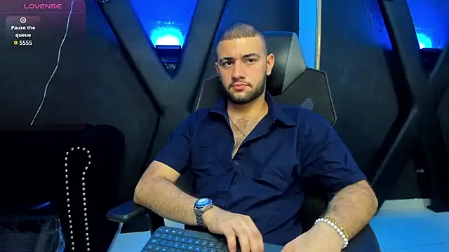 Snapshot of MaximusDick1_ chatting on 1, 10, 2025 MaximusDick1 online show from 1, 10, 2025