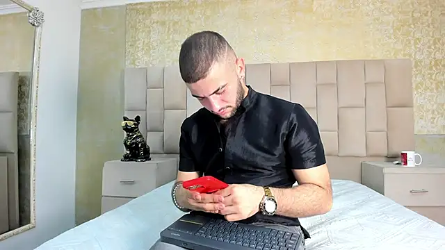 Snapshot of MaximusDick1_ chatting on 25, 10, 2025 MaximusDick1 online show from 25, 10, 2025