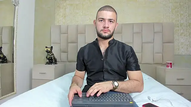 Snapshot of MaximusDick1_ chatting on 15, 11, 2025 MaximusDick1 online show from 15, 11, 2025