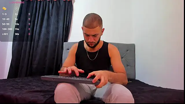 Snapshot of MaximusDick1_ chatting on 3, 12, 2025 MaximusDick1 online show from 3, 12, 2025