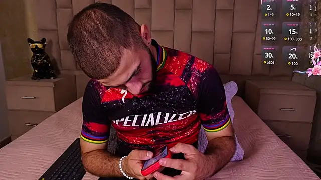 Snapshot of MaximusDick1_ chatting on 4, 12, 2025 MaximusDick1 online show from 4, 12, 2025