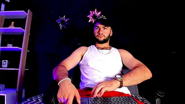 Snapshot of MaximusDick1_ chatting on 16, 12, 2025 MaximusDick1 online show from 16, 12, 2025