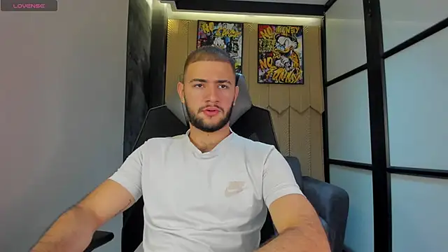 Snapshot of MaximusDick1_ chatting on 17, 2, 2026 MaximusDick1 online show from 17, 2, 2026