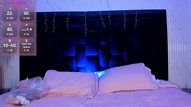 MaximusDick1  online show from 17, 4, 2026