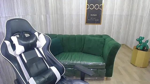 Snapshot of Bela_t_ chatting on 6, 12, 2024 Bela t online show from 6, 12, 2024