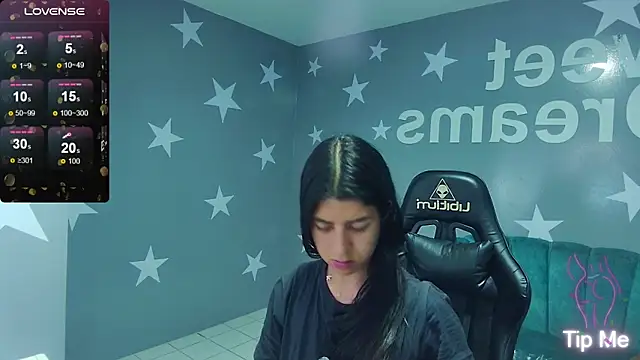 Snapshot of Bela_t_ chatting on 8, 3, 2025 Bela t online show from 8, 3, 2025