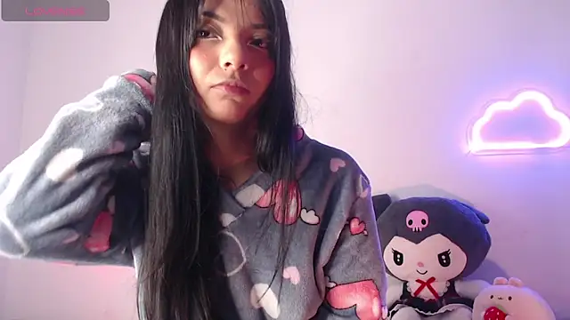 Snapshot of sofi_soft_ chatting on 7, 11, 2025 sofi soft online show from 7, 11, 2025