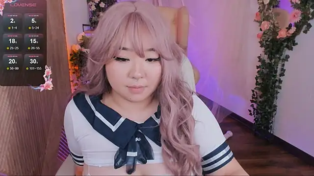 Snapshot of mei_honey_ chatting on 15, 12, 2024 mei honey  online show from 15, 12, 2024