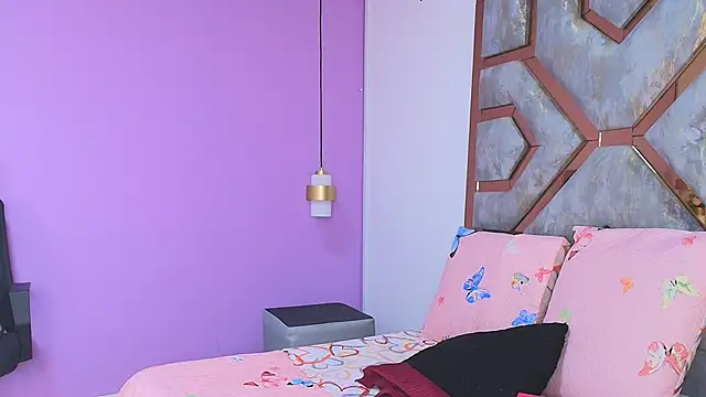 BRITHANY SPARK online show from 19, 12, 2025