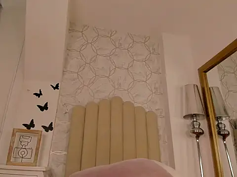 Foxy200   online show from 16, 2, 2026