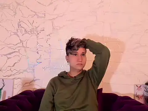 Im Milan Rs online show from 13, 3, 2025