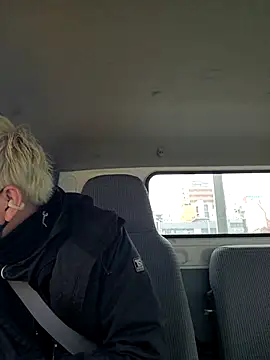 Snapshot of da--------i chatting on 7, 2, 2025 da--------i online show from 7, 2, 2025