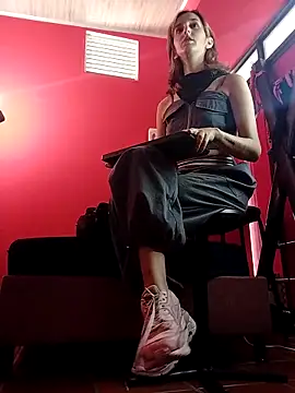 Ambar Roux  online show from 16, 12, 2025