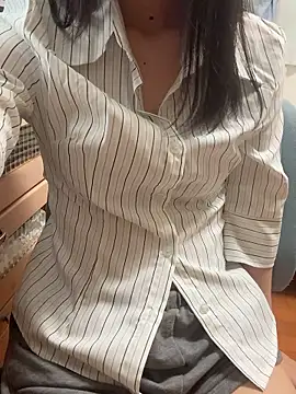 Snapshot of Mei_0906 chatting on 4, 10, 2025 Mei 0906 online show from 4, 10, 2025