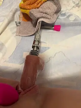 luisa1 online show from 8, 4, 2026