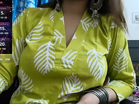 Reika 01 online show from 14, 6, 2026
