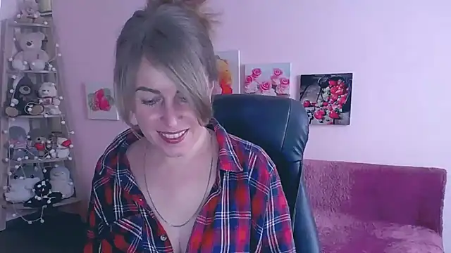 Hot Milady online show from 21, 3, 2025