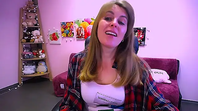 Hot Milady online show from 3, 2, 2026