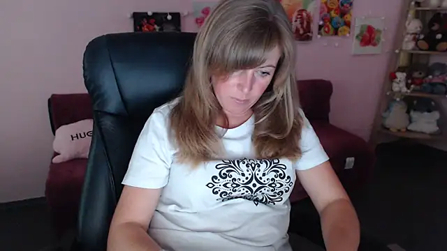 Hot Milady online show from 23, 6, 2026
