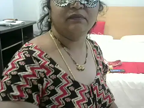 Snapshot of Naughty_Nityaa chatting on 7, 1, 2025 Naughty Nityaa online show from 7, 1, 2025