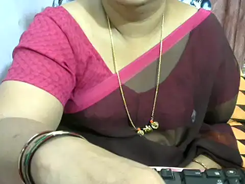 Snapshot of Naughty_Nityaa chatting on 21, 1, 2025 Naughty Nityaa online show from 21, 1, 2025