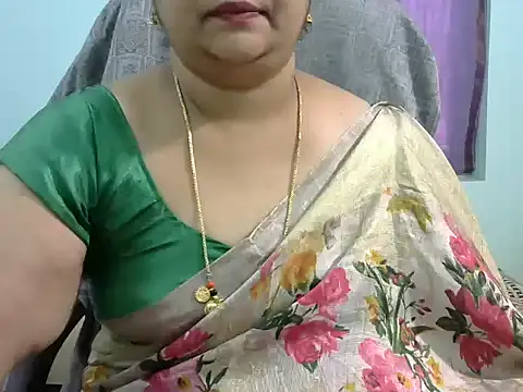 Snapshot of Naughty_Nityaa chatting on 5, 3, 2025 Naughty Nityaa online show from 5, 3, 2025