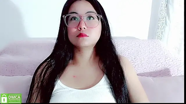 Snapshot of mariana_katto chatting on 13, 11, 2025 mariana katto online show from 13, 11, 2025