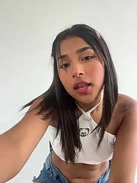 Snapshot of Mariangel_11 chatting on 7, 1, 2025 Mariangel 11 online show from 7, 1, 2025